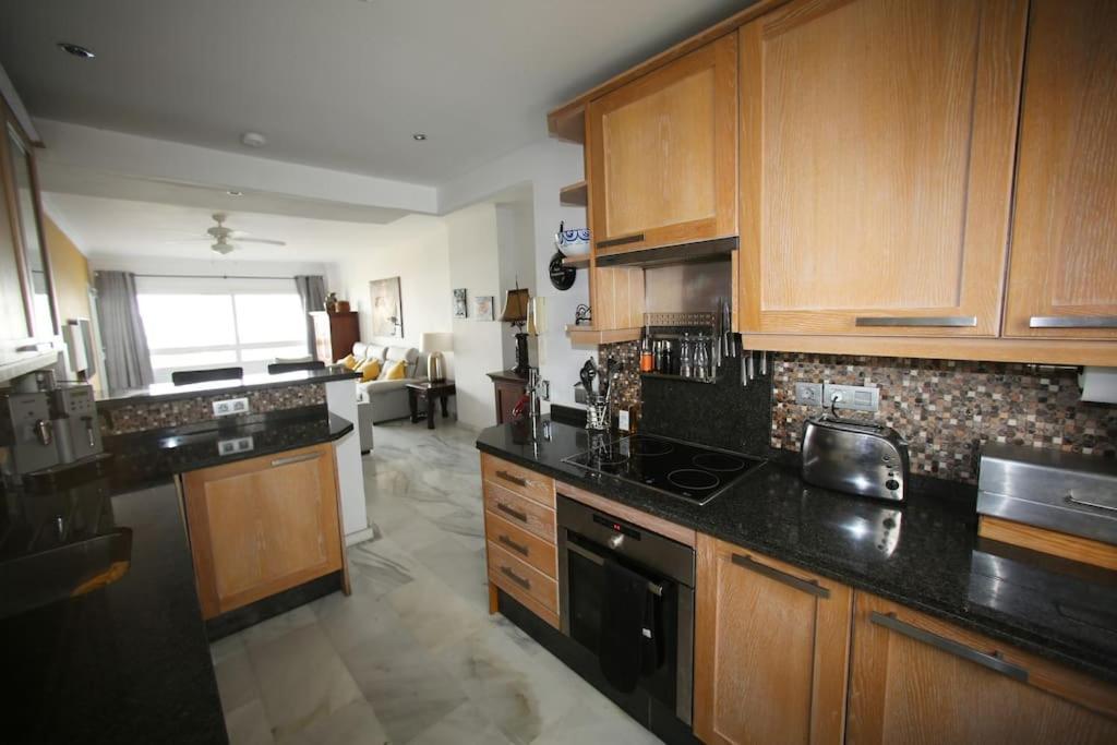 Stylish, Spacious With Sea View * Marbellac
